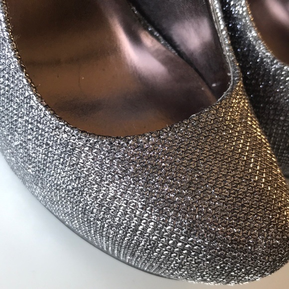 Silver sparkly platform heels - Picture 2 of 4